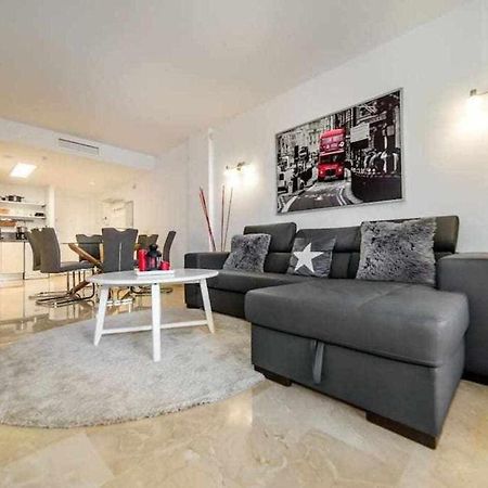 Espanhouse Elvis Apartment Τορεβιέχα Εξωτερικό φωτογραφία